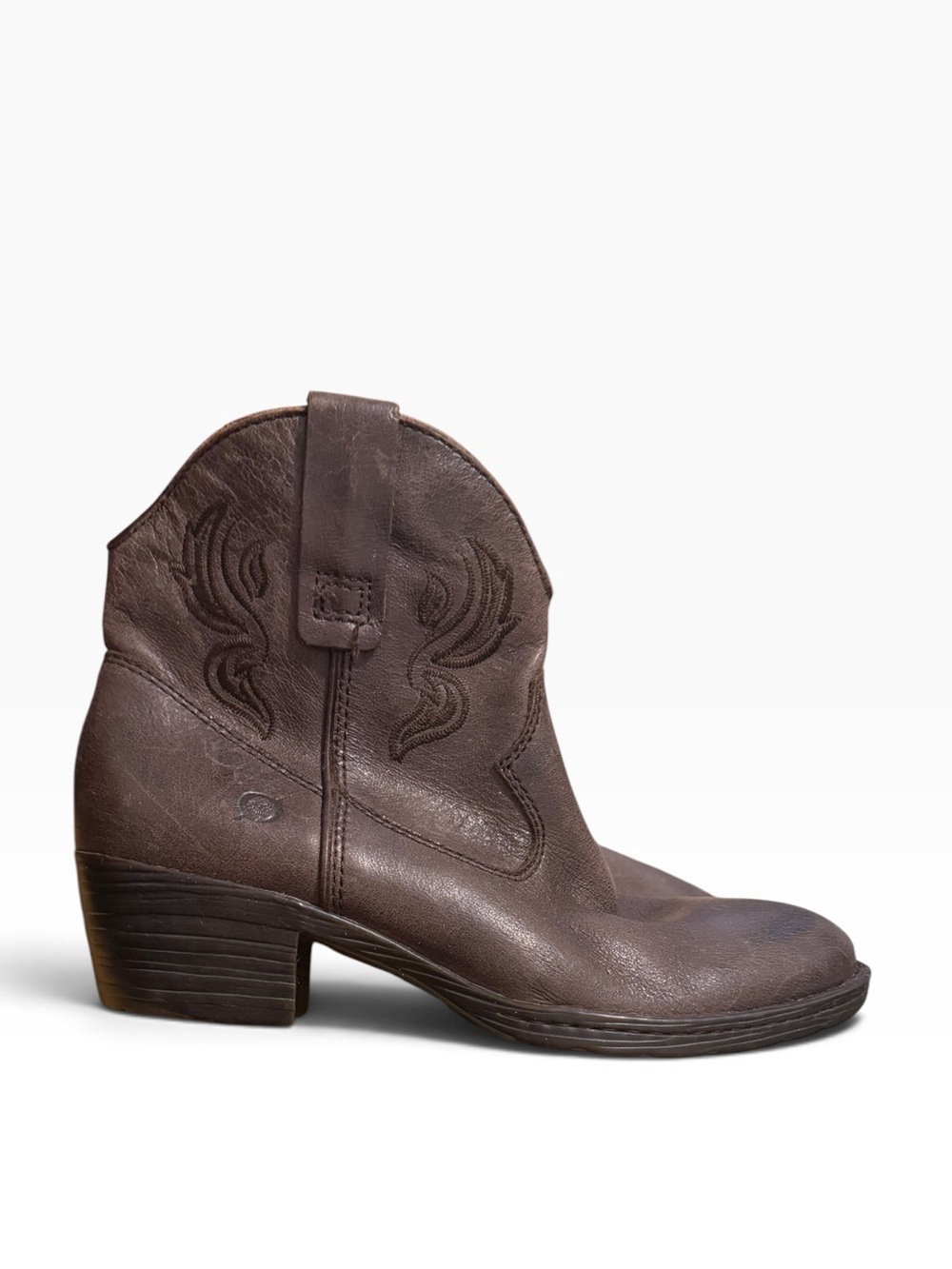 Born Riven Embroidered Womens
8 Western Leather Ankle Boots
Plaid Lining